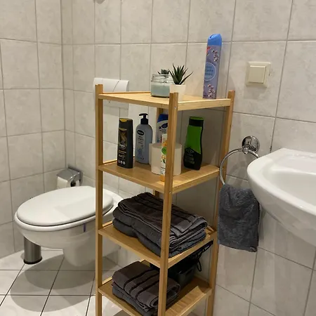 Moderne Citynahe Mit Parkmoeglichkeiten شقة شيمنيتز